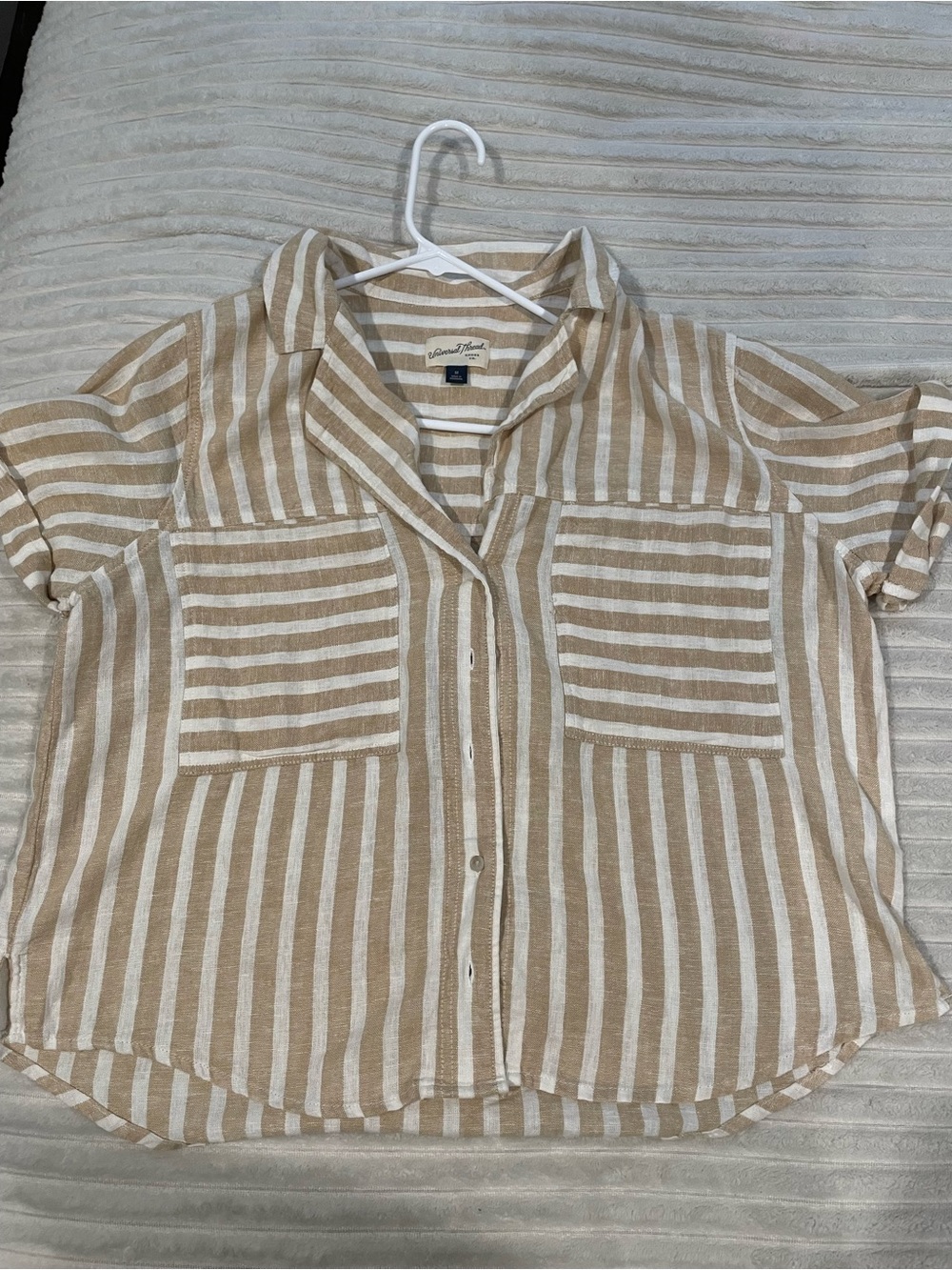 Universal Thread Beige and White Striped Button-Down Shirt